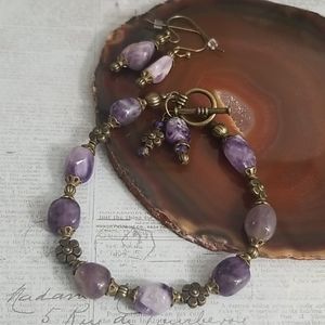 Natural amethyst, nugget, purple, flowers